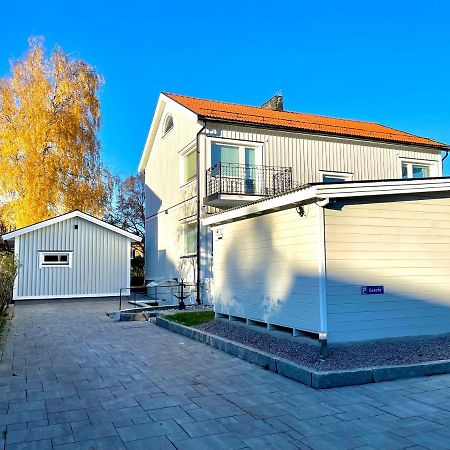3 Rooms With Private Kitchen & Private Bathroom 5B Євле Екстер'єр фото